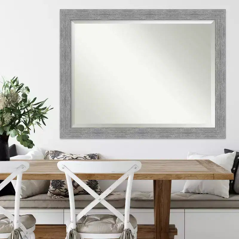 Miroir mural biseauté gris rustique 45 x 35 po avec cadre effet écorce