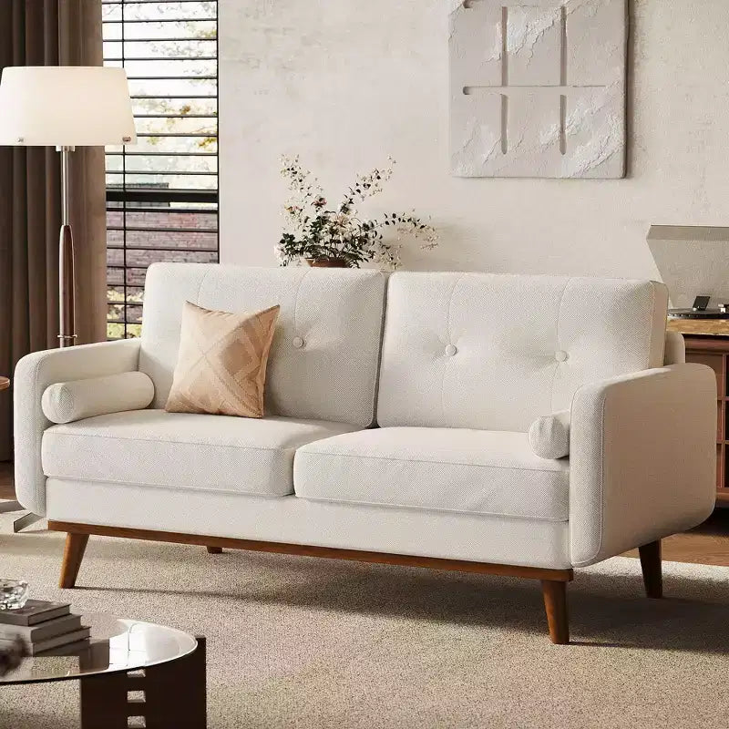 Causeuse de 65 po de style moderne du milieu du siècle avec dossier touffeté et pieds en bois
