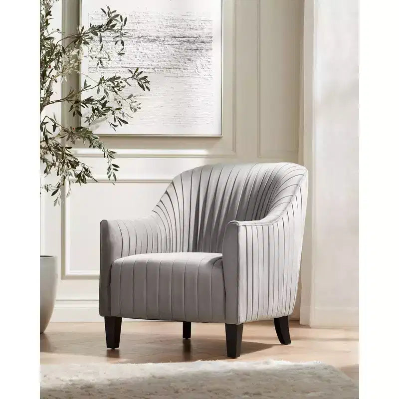 Chaise d'appoint plissée Liam Gray avec pieds noirs